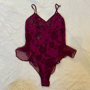 Wine gold label VS teddy